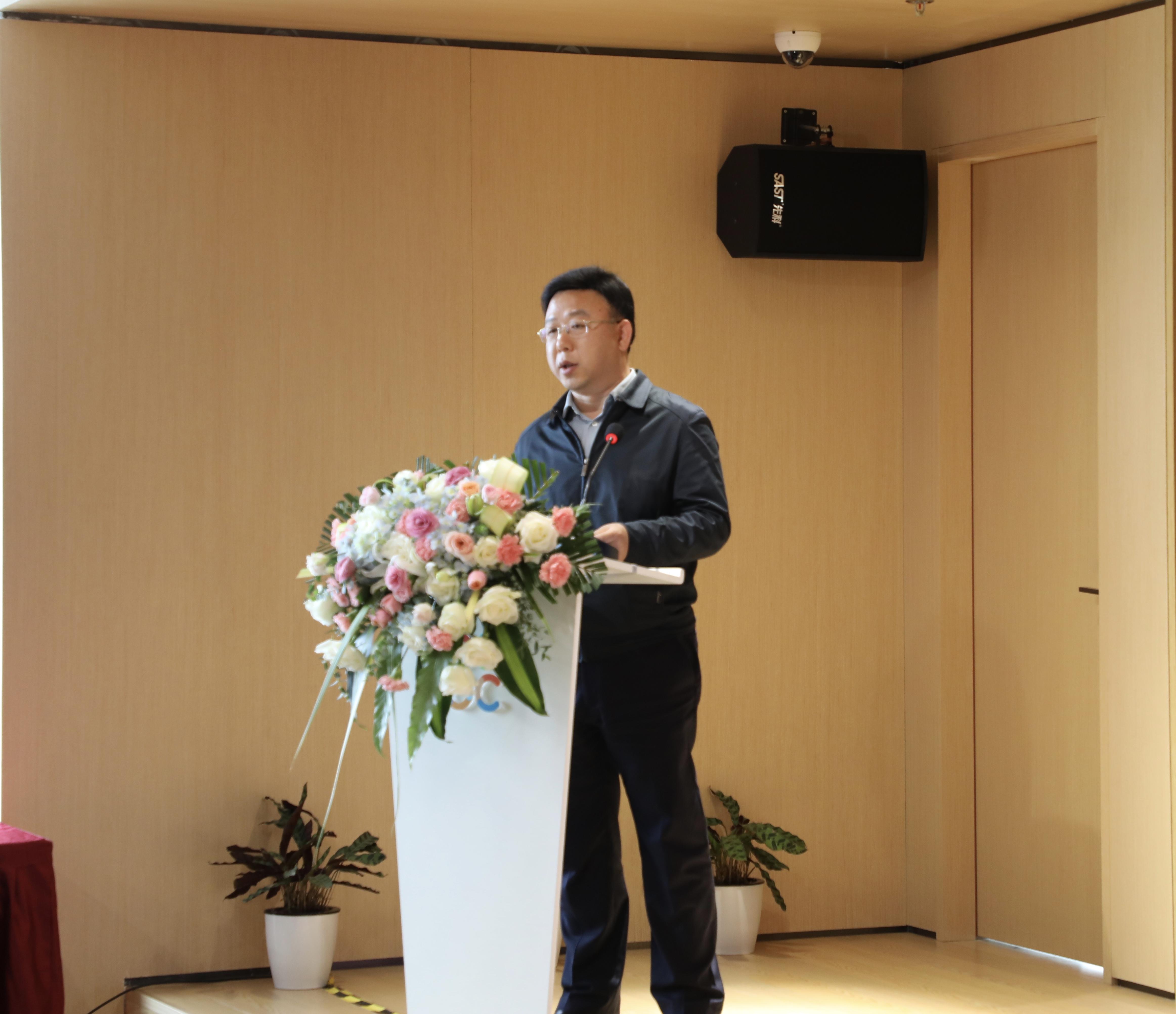 太原最新園長招聘啟幕，領(lǐng)導(dǎo)之旅的挑戰(zhàn)與機遇，擁抱學(xué)習(xí)與變化的擁抱