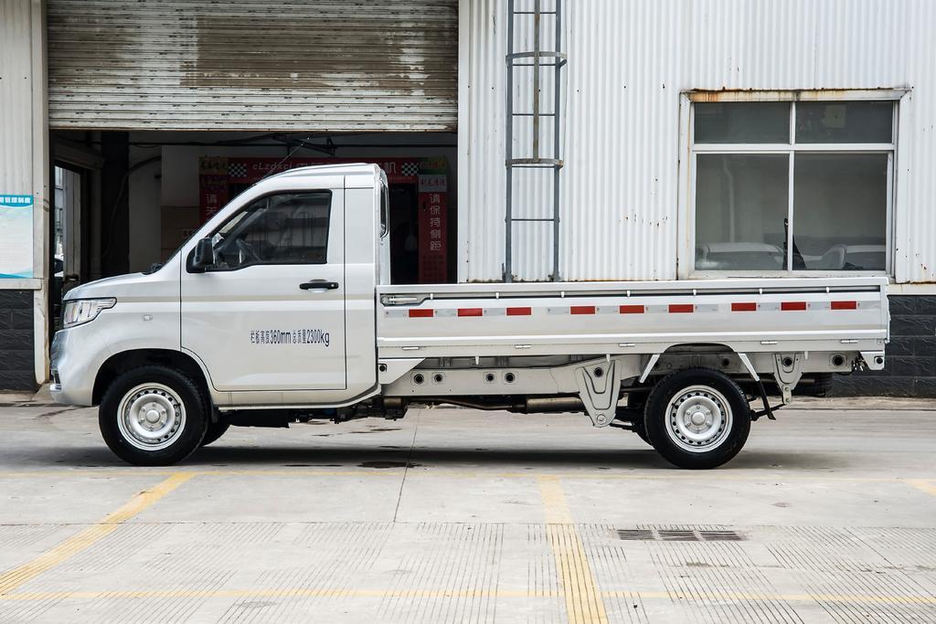 微卡拉貨最新規(guī)定，塑造貨運(yùn)行業(yè)新格局的關(guān)鍵力量