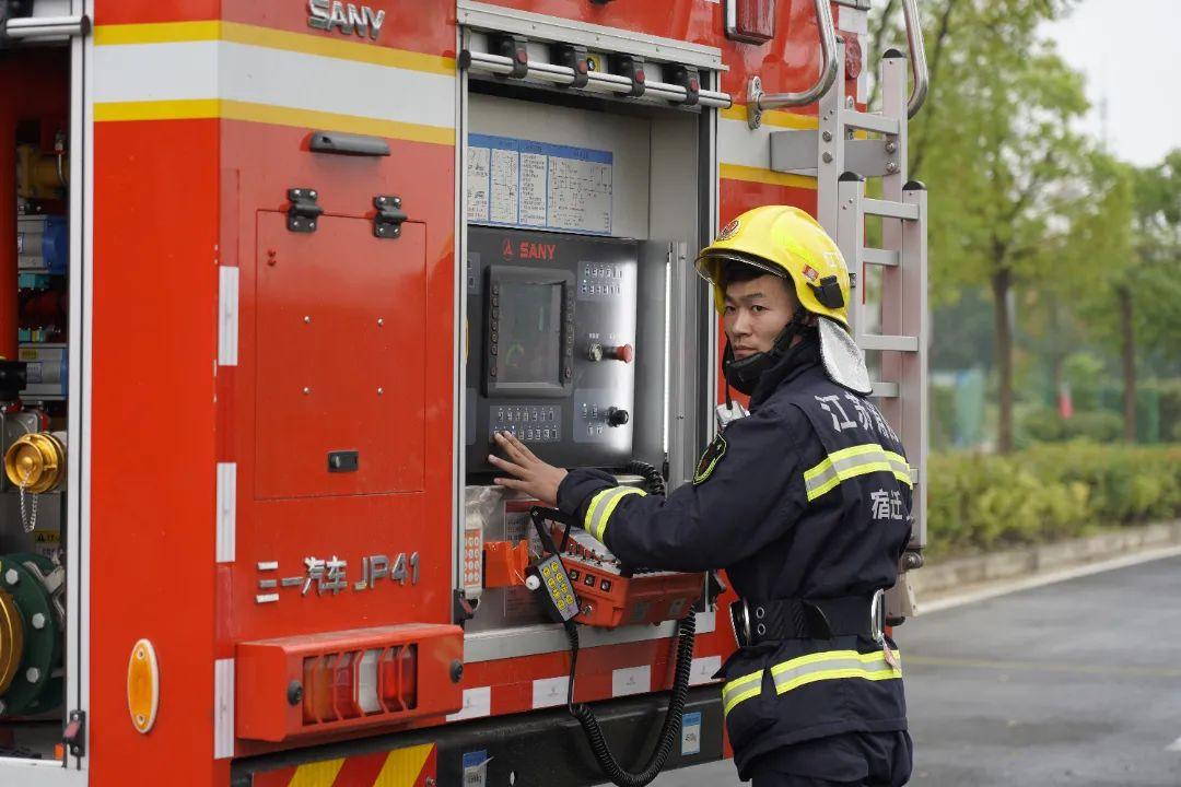 江蘇大火最新進(jìn)展，持續(xù)關(guān)注火勢(shì)情況及救援動(dòng)態(tài)