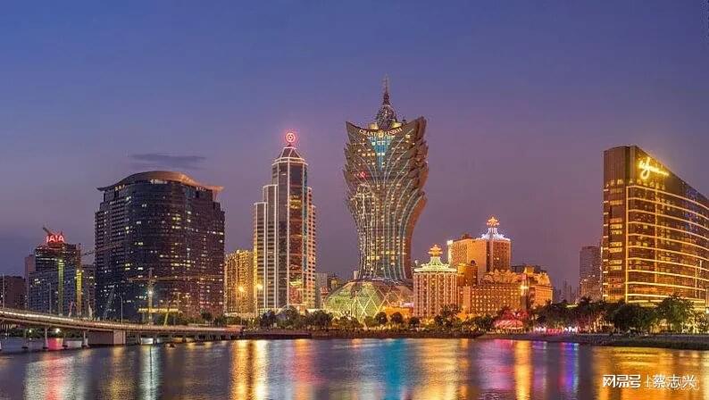 澳門今晚九點(diǎn)30分開獎,最新碎析解釋說法_FFP83.303薪火相傳版