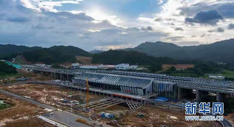 贛深高鐵施工進(jìn)展、挑戰(zhàn)全方位解讀，最新消息速遞