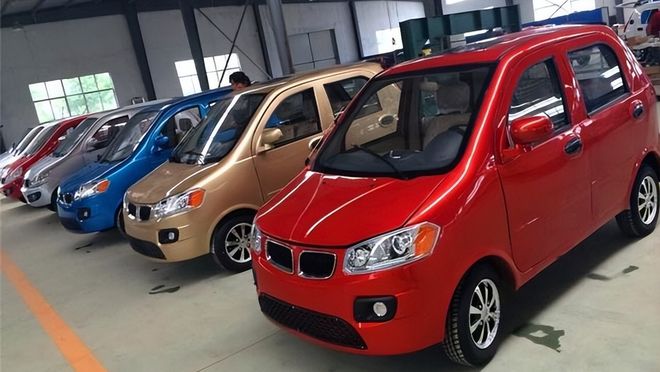 最新款老年代步車圖片，交通工具的革新與爭(zhēng)議熱議焦點(diǎn)