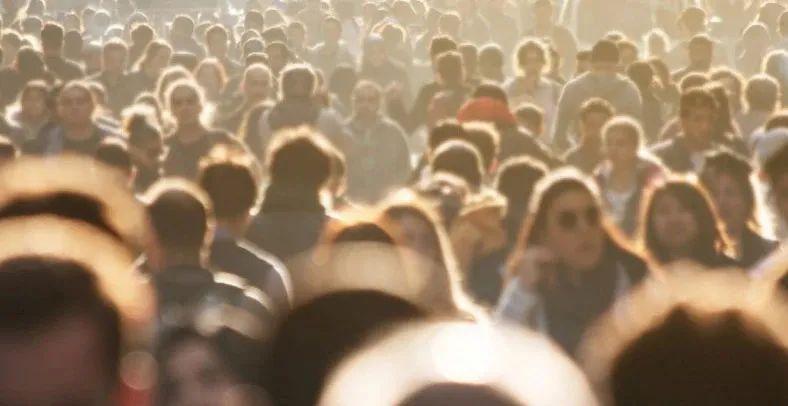 最新疫情復陽背景下，變化中的學習與自信成就的力量鑄就新篇章