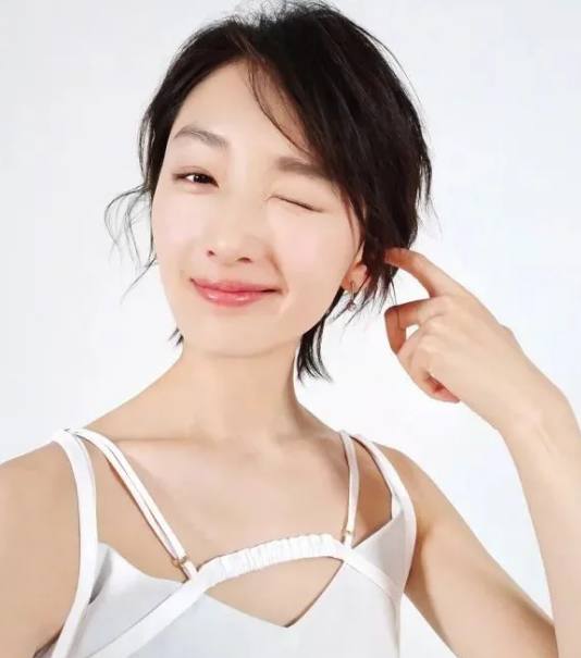 多元審美時(shí)代下的獨(dú)特魅力，小眼睛明星的魅力風(fēng)采