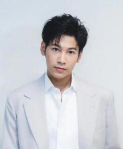 泰國(guó)男演員，銀幕與人生的勵(lì)志之旅