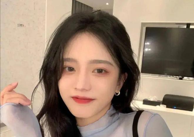 最新長發(fā)美女視頻，心靈與自然的絕美之旅