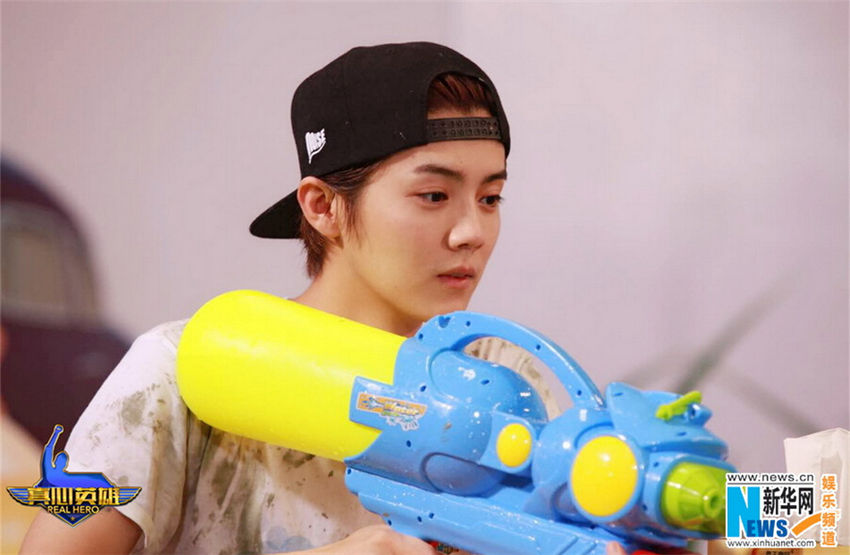 跑男最新一期鹿晗未入水，科技新品改變生活體驗！