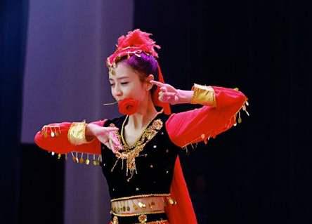 跳舞的明星，多維度的藝術(shù)展現(xiàn)力