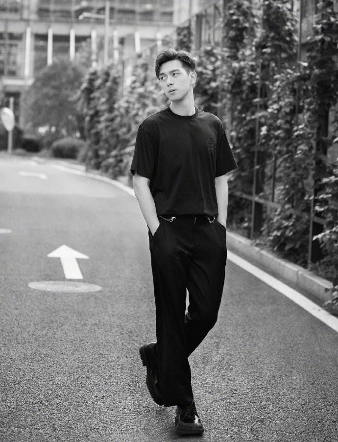 最新外劇盤點，勵志之旅啟程，展現(xiàn)變化中的自信與成就感！