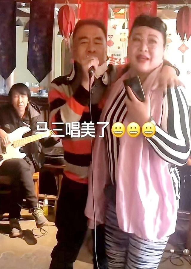 姚三馬新視頻火爆小紅書，熱議焦點，爆款來襲！