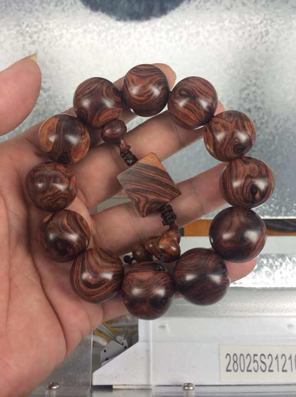 海南黃花梨當(dāng)前價格全面指南，最新行情解析與深度解讀