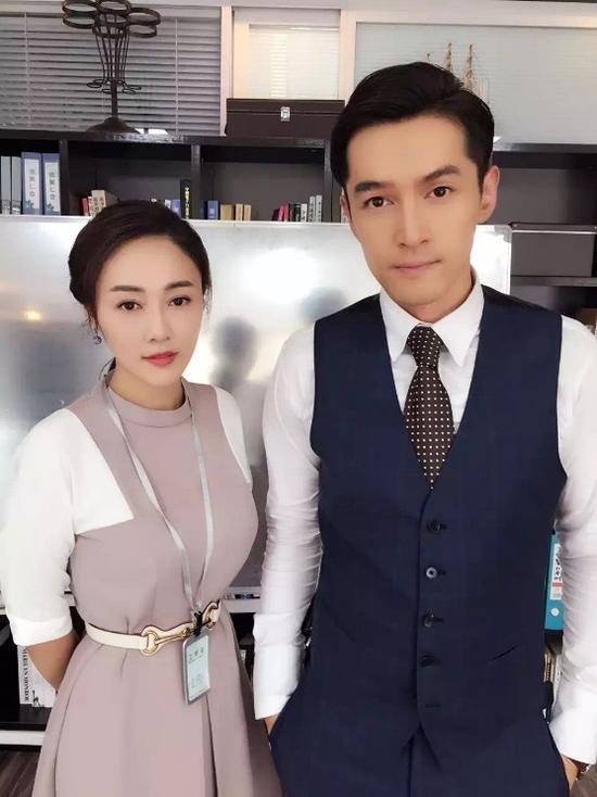 美國電影明星男演員力薦的高科技產(chǎn)品，科技之光引領(lǐng)生活變革