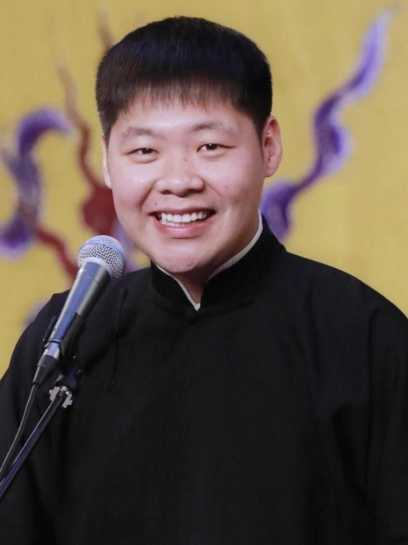 相聲演員鶴，傳承與創(chuàng)新的藝術(shù)人生之旅