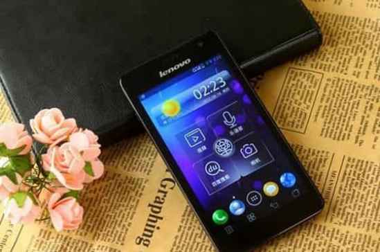 聯想最新手機款，小巷中的科技魔法與獨特風味展示