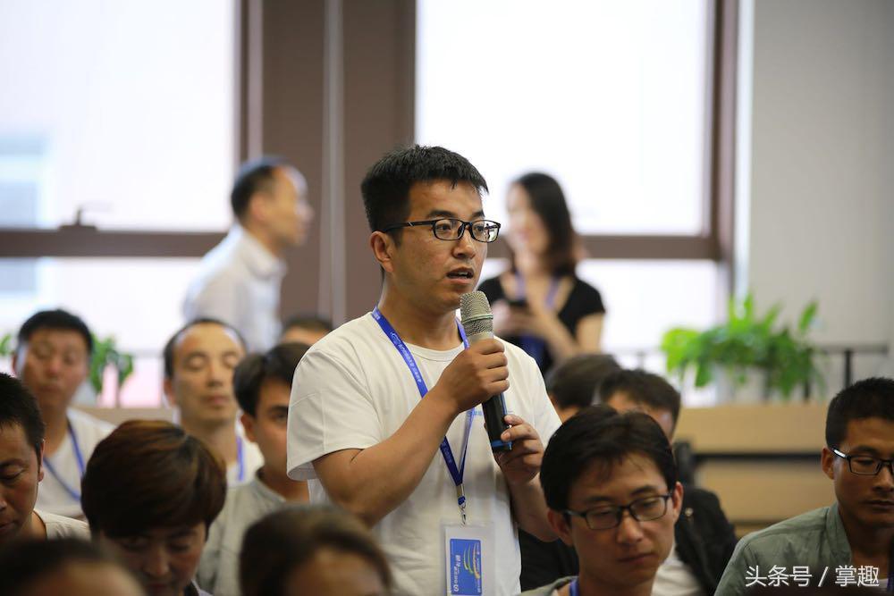 掌趣最新，小巷深處的獨特風情