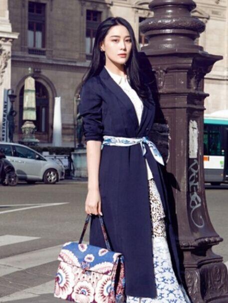 范冰冰最新街拍，時(shí)尚潮流的新標(biāo)桿典范