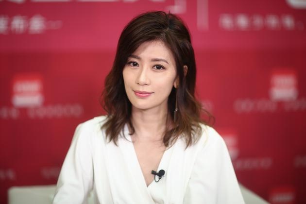 賈靜雯微博最新動(dòng)態(tài)，關(guān)注與互動(dòng)的步驟指南