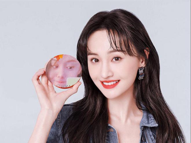 鄭爽2025最新動(dòng)態(tài)，蛻變之路，自信照亮未來(lái)成就展望