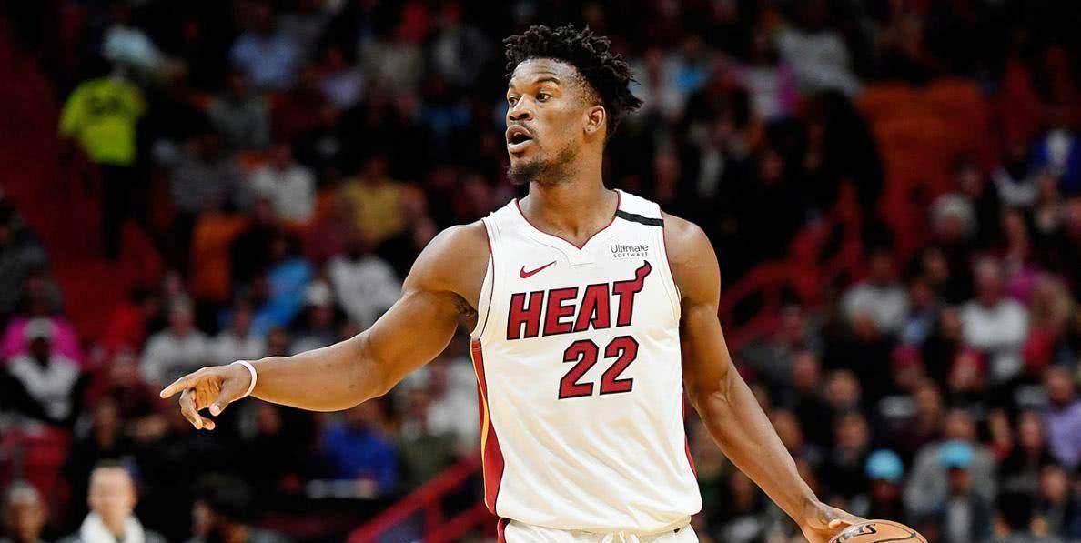 揭秘籃球巨星斯蒂芬·庫里最新合同金額，揭秘新篇章！