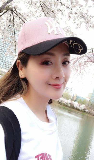 臀部打針視頻，文化現(xiàn)象的深度解讀與探討