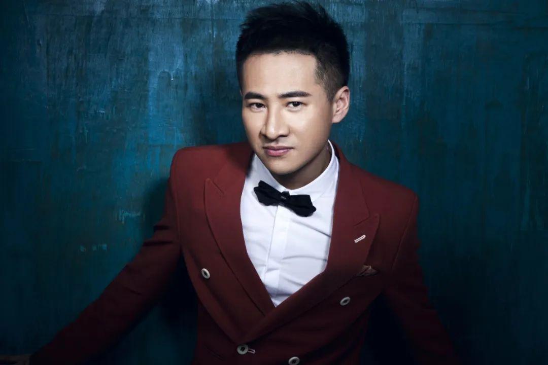 海明威的最新動態(tài)，音樂、學(xué)習(xí)與成長的勵志之旅揭秘