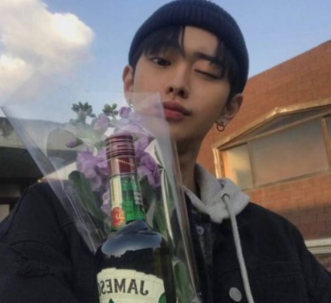 最新男頭像傷感制作指南，步驟與情感表達(dá)