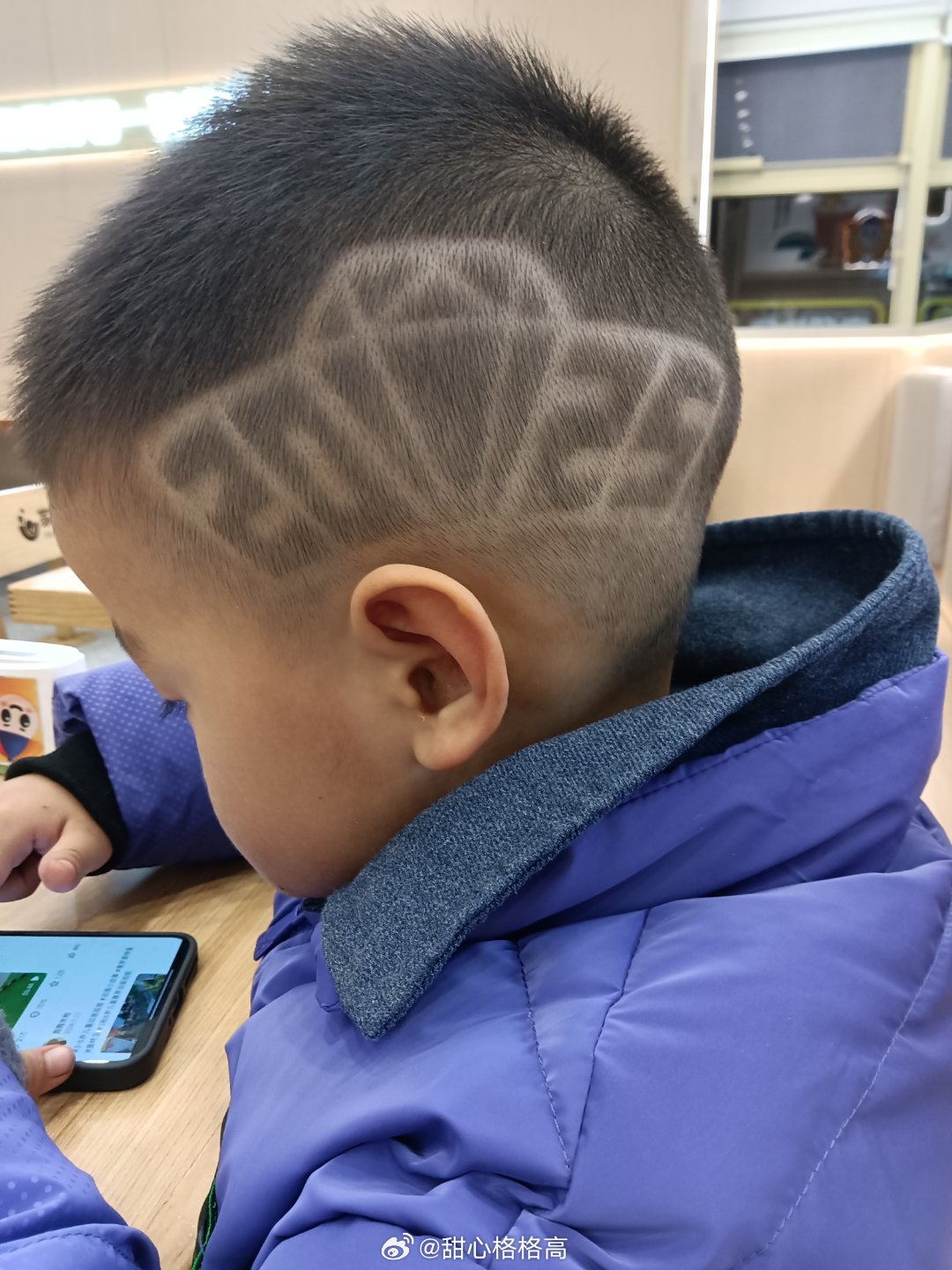 小杰的潮流之旅，最新兒童發(fā)型男的友情故事與發(fā)型風(fēng)采