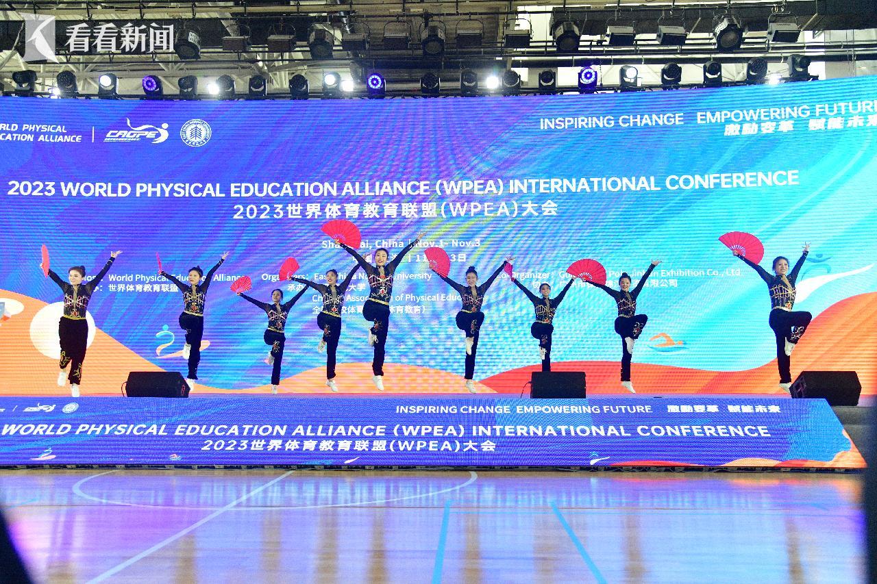 最新國際體育動態(tài)與探索自然美景之旅，內心的平和力量探尋