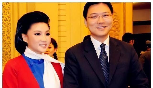 美國(guó)回國(guó)之旅，家的溫馨與友情奇遇的交織