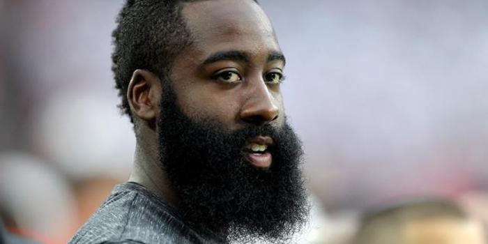 大胡子最新時尚潮流探索，引領(lǐng)你的時尚新高度！??