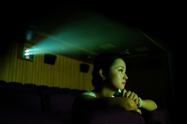 寂寞影院最新，電影中的溫暖奇緣之旅