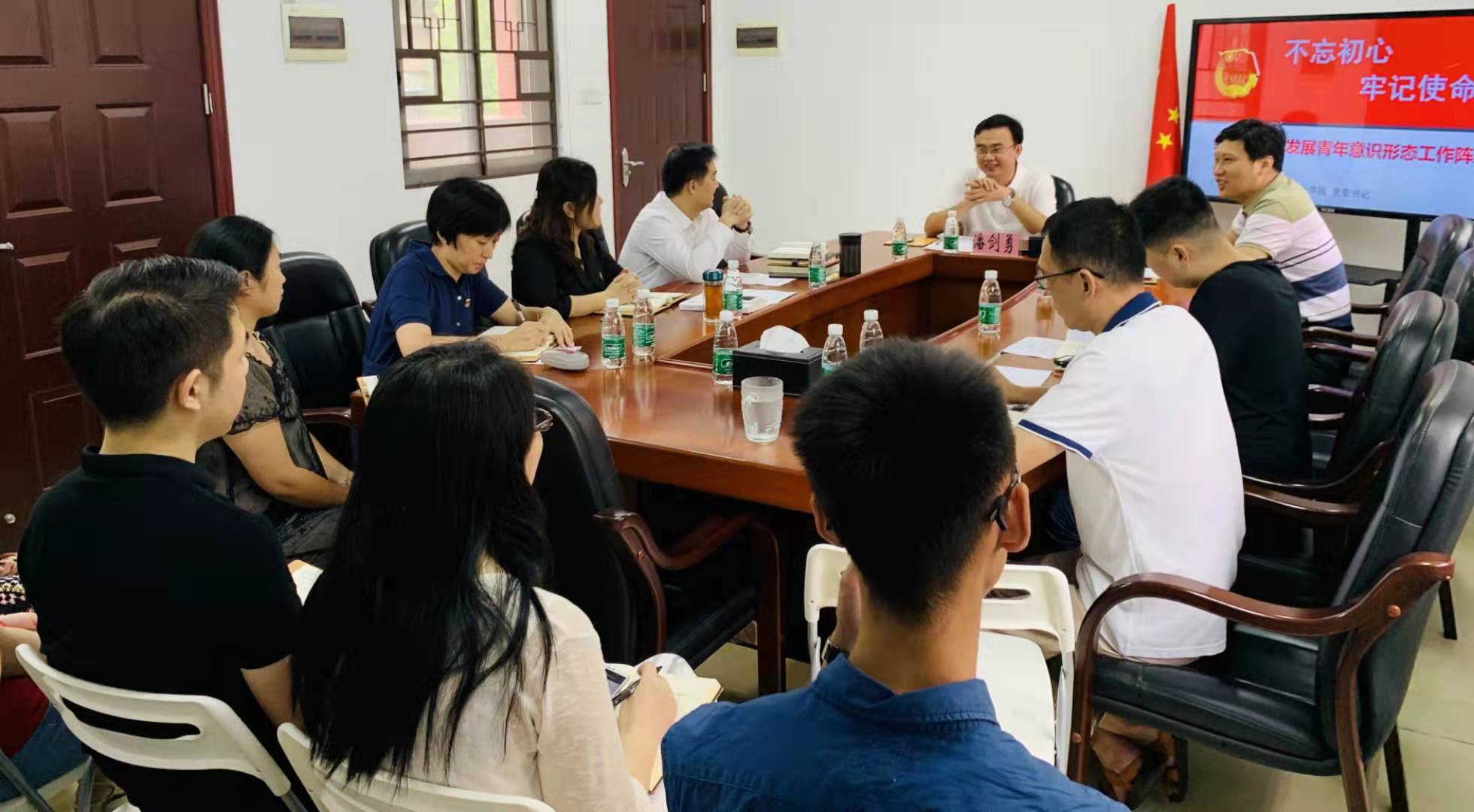 自然美景之旅，黨團課最新與內(nèi)心的平和寧靜探尋