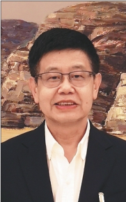 劉明忠新職務(wù)引領(lǐng)科技革新，前沿高科技產(chǎn)品新篇章體驗(yàn)