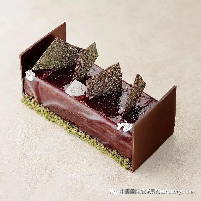 傳統(tǒng)與創(chuàng)新交融，最新三層壽糕的誕生與演繹