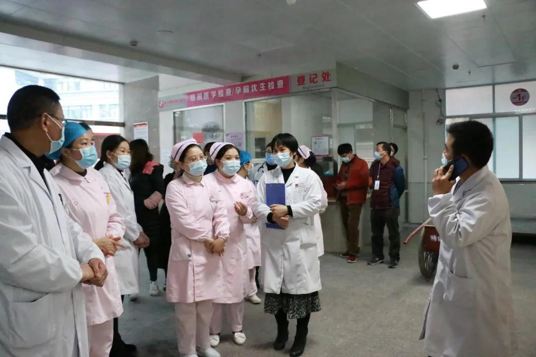 肺炎最新人員動(dòng)態(tài)，變化帶來力量，學(xué)習(xí)鑄就自信與成就成就之路