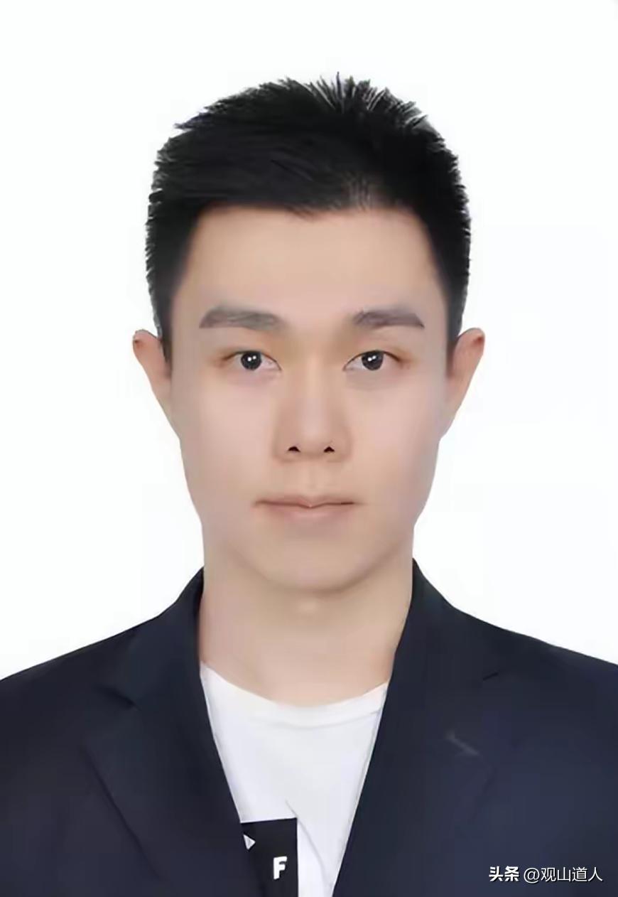 北大女生時(shí)尚搭配與技能提升，最新時(shí)尚包款指南