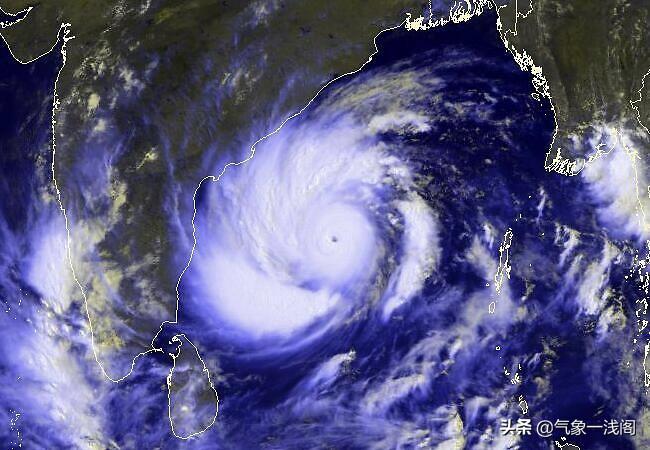 最新預(yù)報(bào)，關(guān)注臺(tái)風(fēng)動(dòng)態(tài)，警惕臺(tái)風(fēng)影響