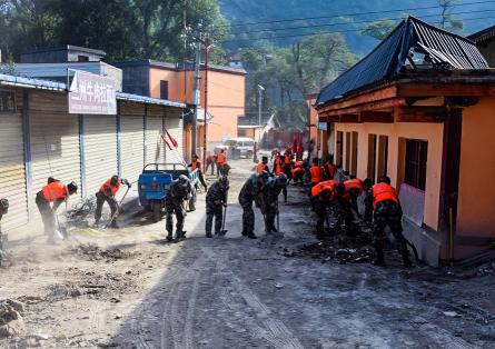 甘肅泥石流最新動態(tài)，災(zāi)難預(yù)警與應(yīng)對策略探討