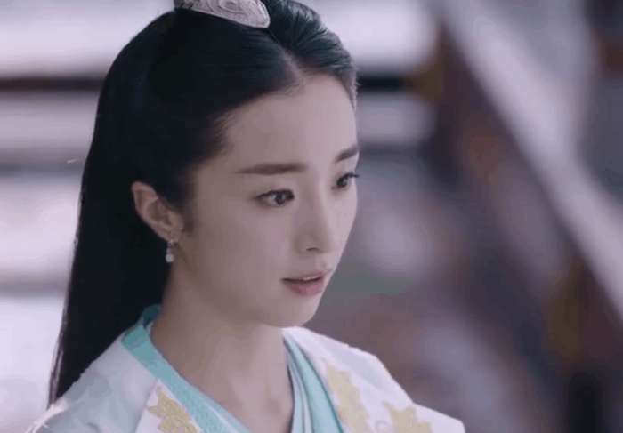 昇華的愛，時(shí)代印記下的深情厚意