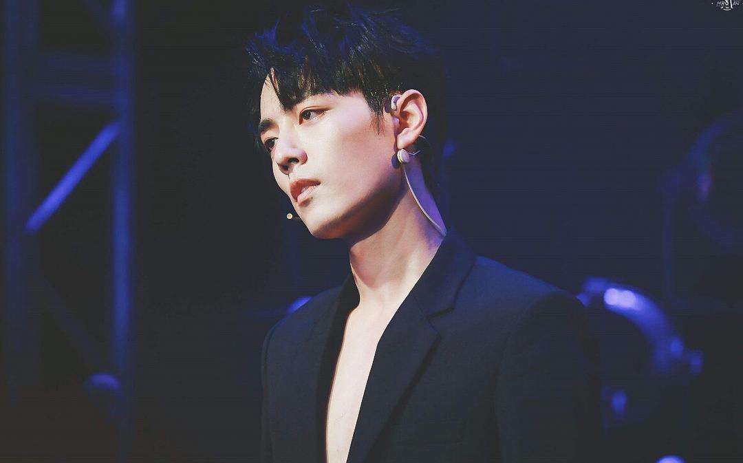 肖戰(zhàn)黑料最新揭秘，科技新星下的智能生活體驗