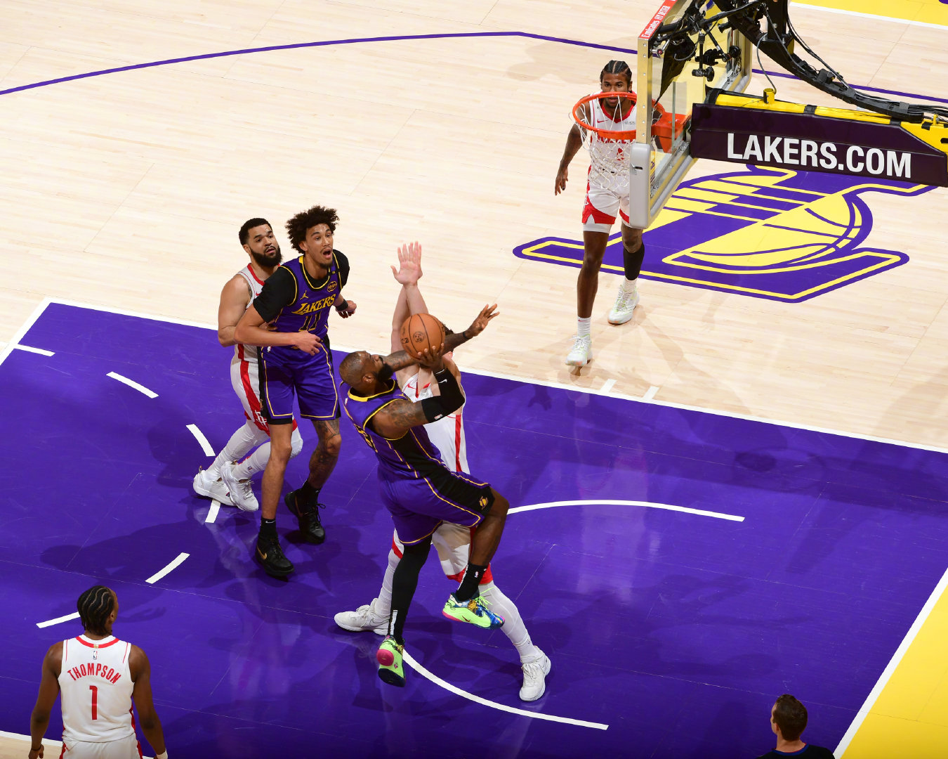 湖人火箭精彩集錦，科技巨獻，前所未有的籃球盛宴體驗