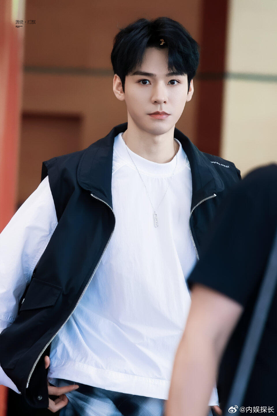 龔俊最新綜藝錄制，科技盛宴，體驗前沿生活的精彩瞬間