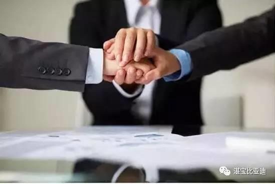 黃金交易最新價格及市場走勢分析，多方觀點與個人立場探討